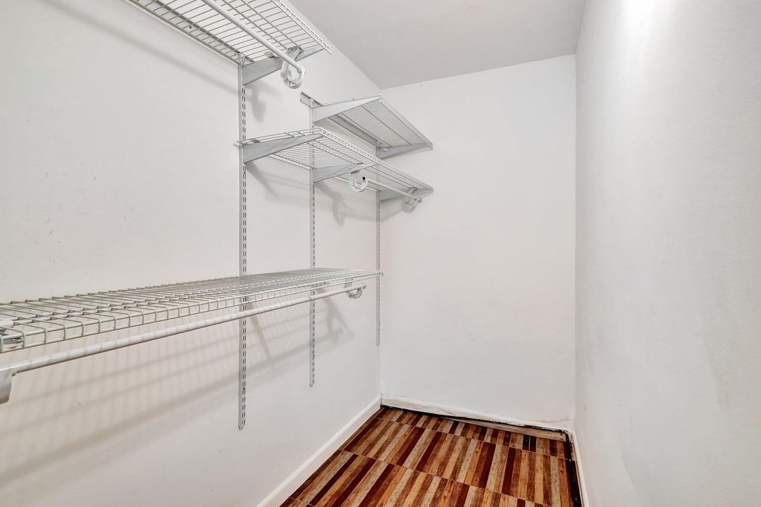 En Venta: $129,900 (2 camas, 2 baños, 880 Pies cuadrados)