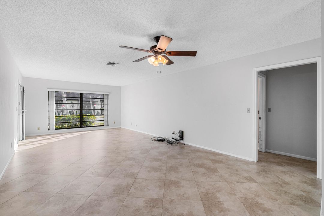 For Sale: $235,000 (2 beds, 2 baths, 1400 Square Feet)