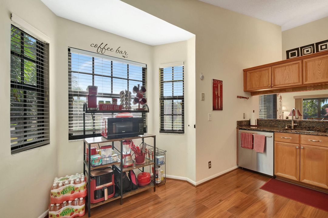 For Sale: $375,000 (3 beds, 2 baths, 1620 Square Feet)