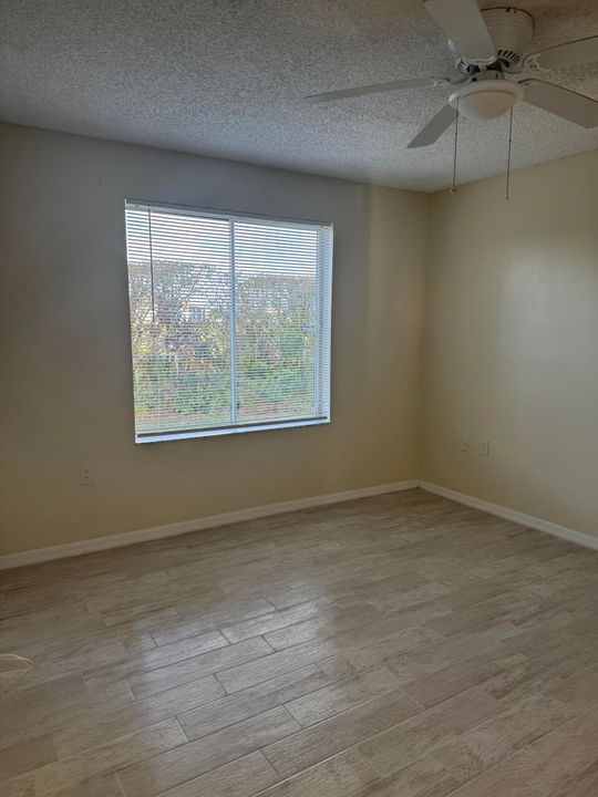 For Rent: $1,900 (2 beds, 2 baths, 1130 Square Feet)