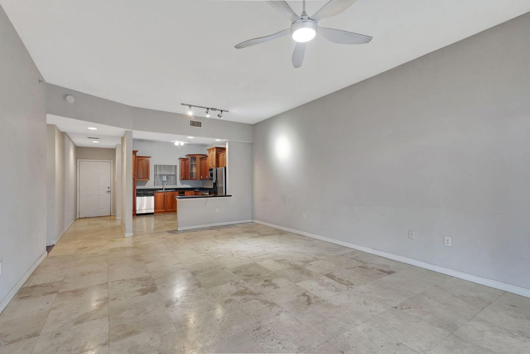 For Sale: $269,000 (3 beds, 2 baths, 1552 Square Feet)