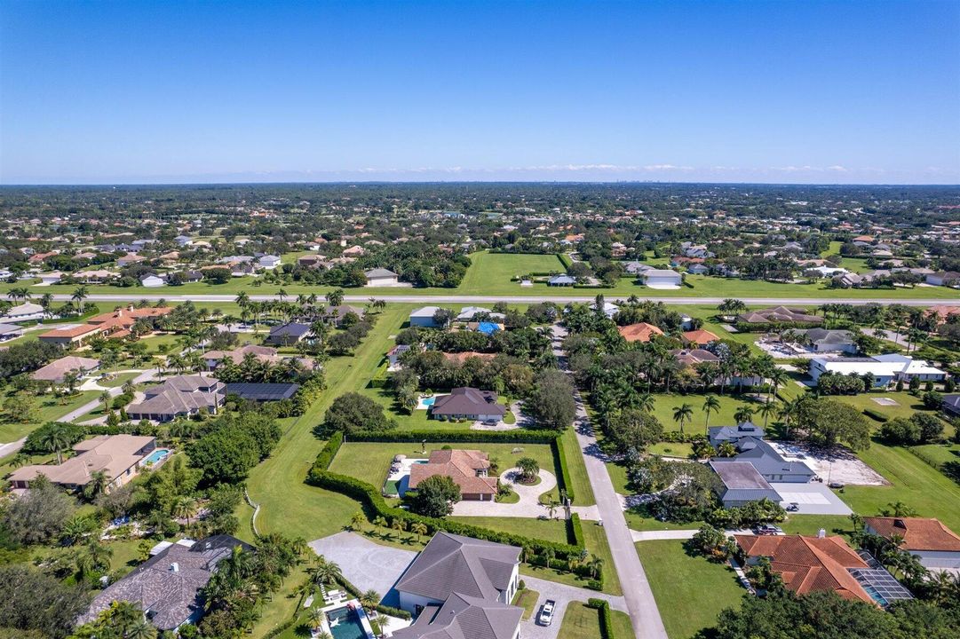 For Sale: $3,749,500 (3 beds, 3 baths, 2704 Square Feet)