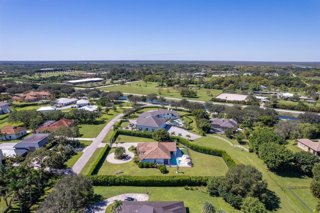 For Sale: $3,749,500 (3 beds, 3 baths, 2704 Square Feet)