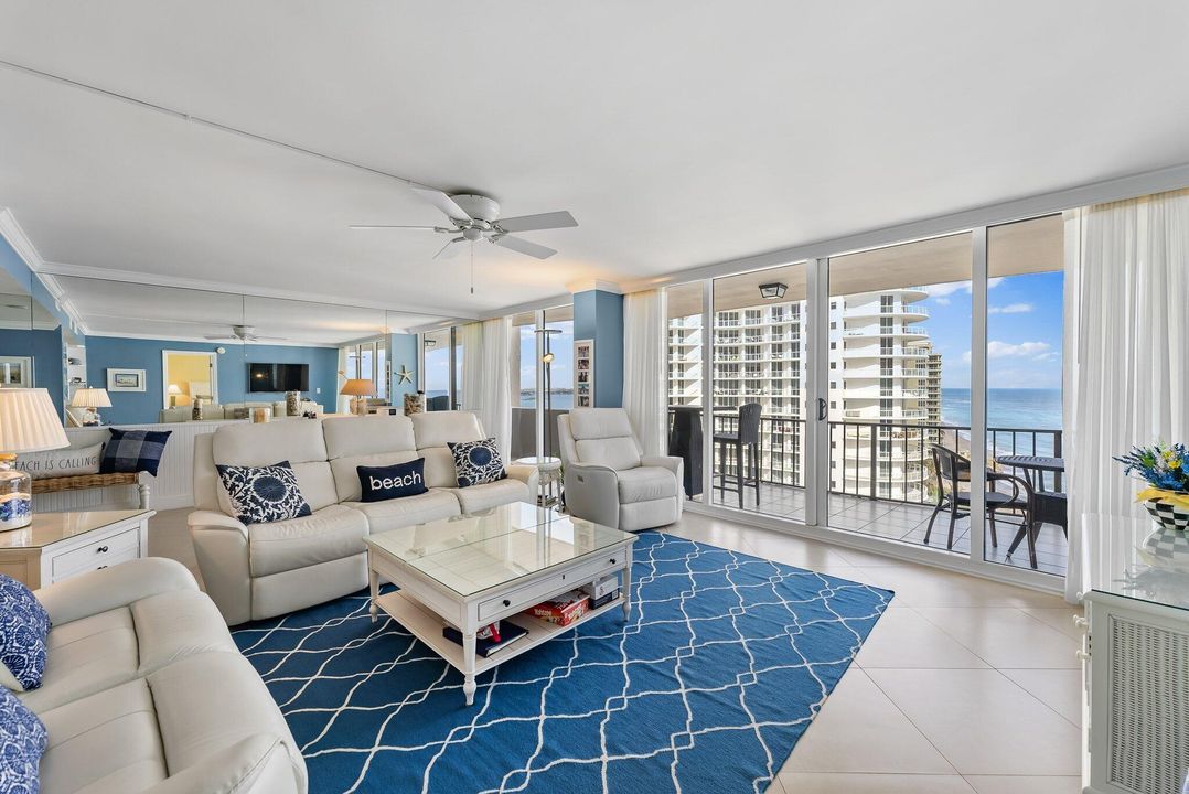 For Sale: $899,000 (2 beds, 2 baths, 1432 Square Feet)