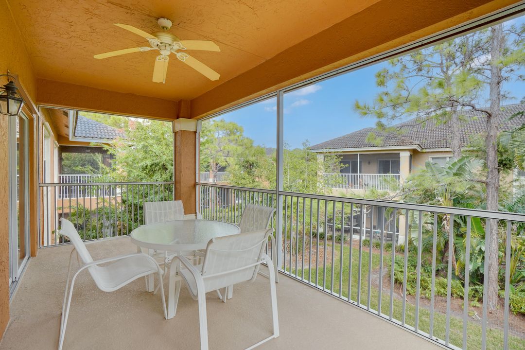 For Sale: $329,800 (2 beds, 2 baths, 1312 Square Feet)