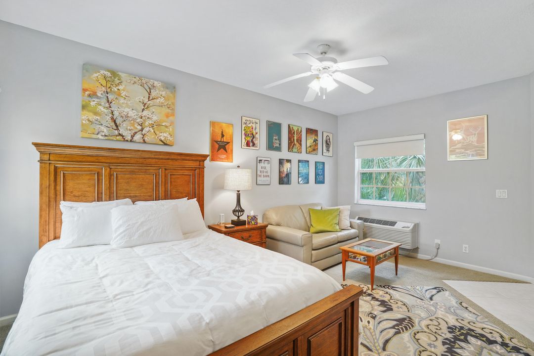 For Sale: $329,800 (2 beds, 2 baths, 1312 Square Feet)