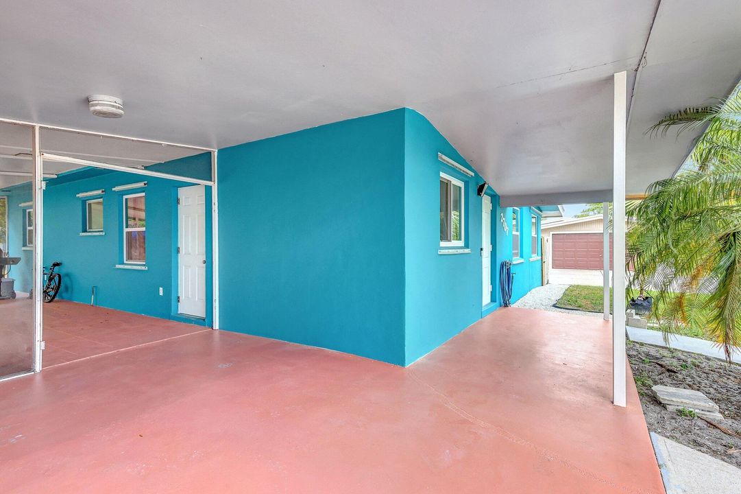 For Sale: $289,000 (2 beds, 2 baths, 1144 Square Feet)