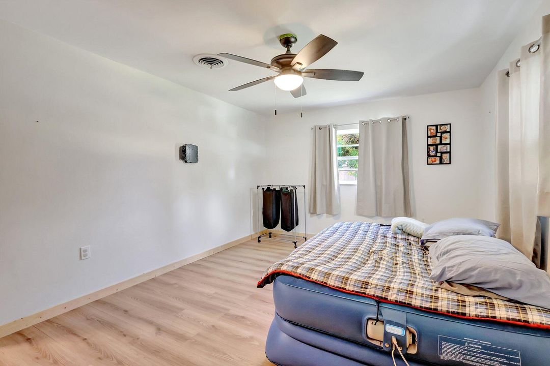 For Sale: $289,000 (2 beds, 2 baths, 1144 Square Feet)