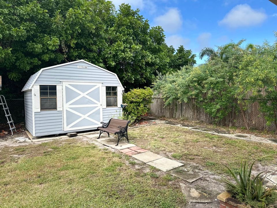 For Sale: $495,000 (3 beds, 2 baths, 1528 Square Feet)