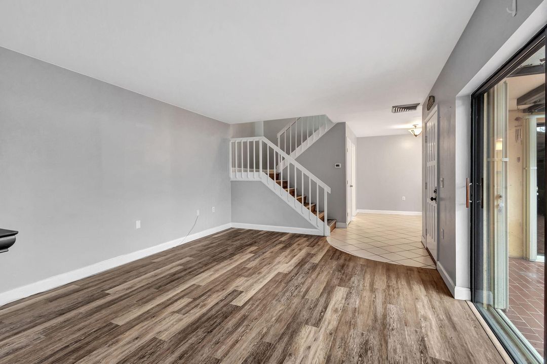 For Sale: $459,900 (3 beds, 2 baths, 1596 Square Feet)