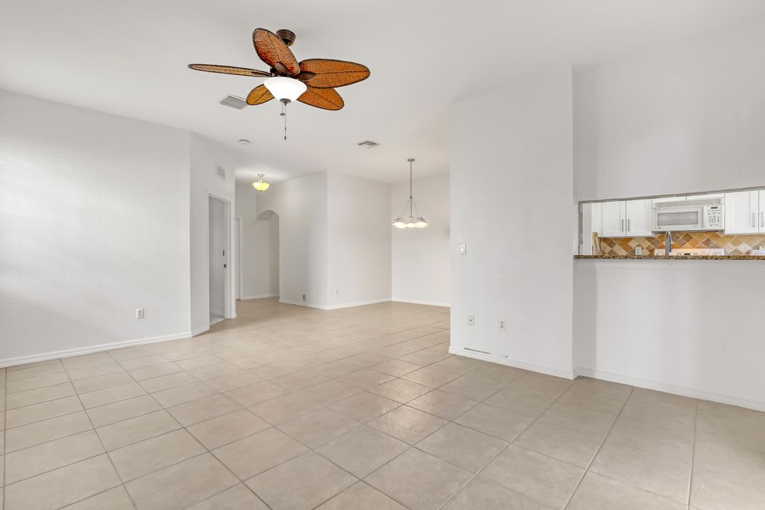 For Sale: $384,900 (3 beds, 2 baths, 1482 Square Feet)