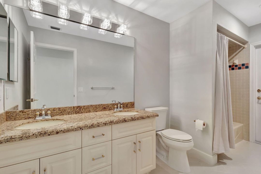 For Sale: $895,000 (4 beds, 2 baths, 2653 Square Feet)