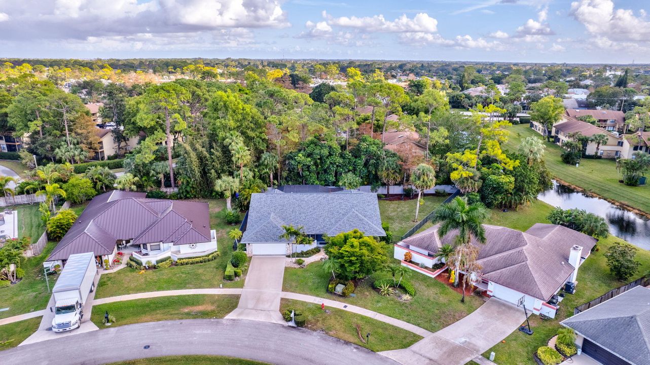 For Sale: $895,000 (4 beds, 2 baths, 2653 Square Feet)