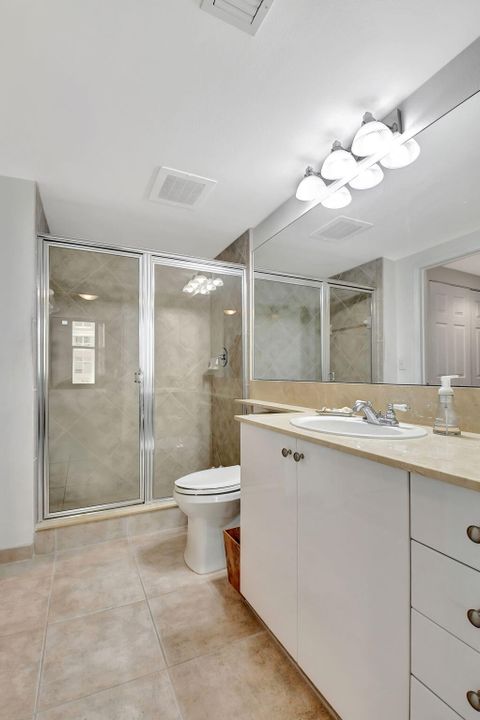 For Sale: $475,000 (2 beds, 2 baths, 1206 Square Feet)