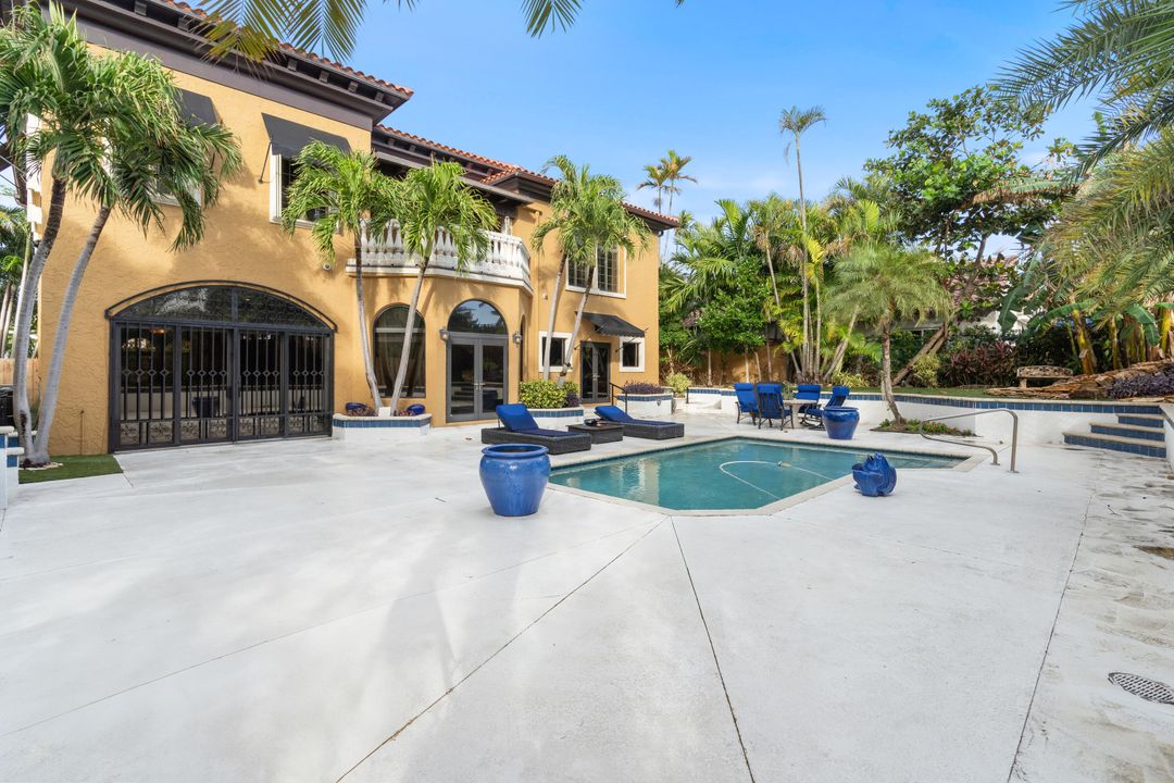 For Sale: $5,500,000 (5 beds, 4 baths, 5430 Square Feet)