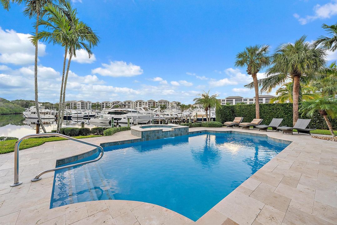 For Sale: $3,495,000 (3 beds, 4 baths, 3915 Square Feet)