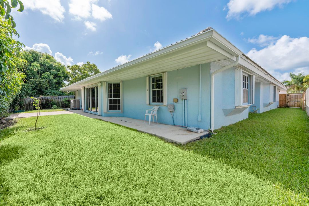 For Sale: $620,000 (3 beds, 2 baths, 2638 Square Feet)