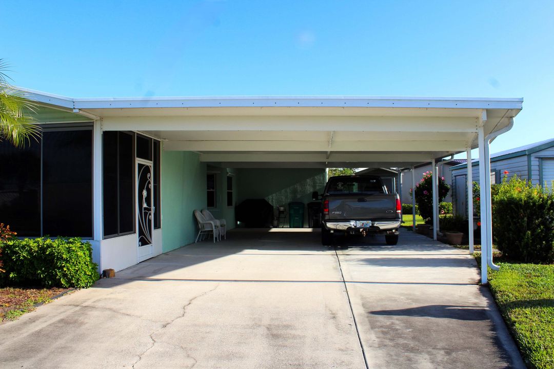 For Sale: $320,000 (3 beds, 2 baths, 1926 Square Feet)