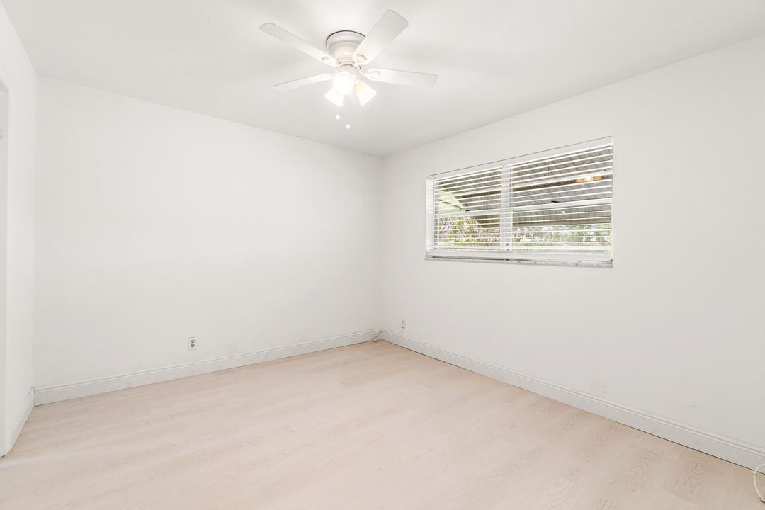 For Rent: $2,000 (2 beds, 1 baths, 729 Square Feet)