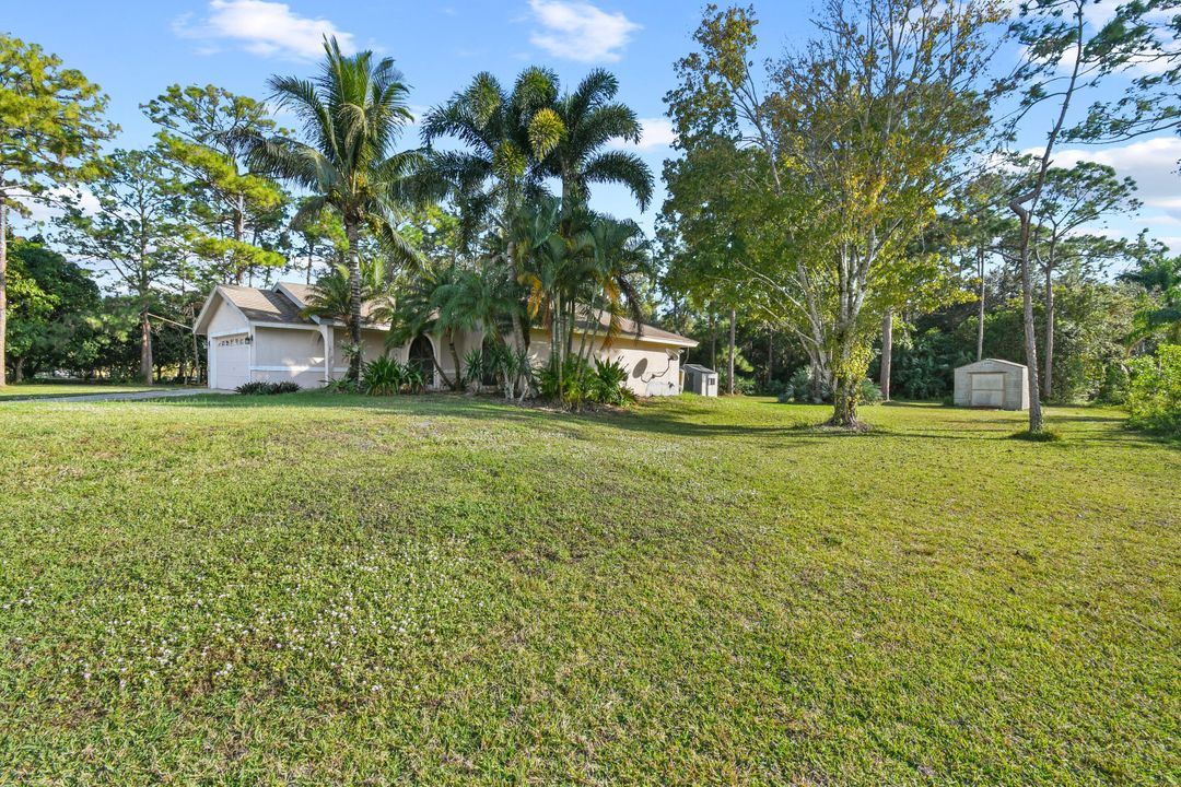 For Sale: $569,000 (3 beds, 2 baths, 1394 Square Feet)