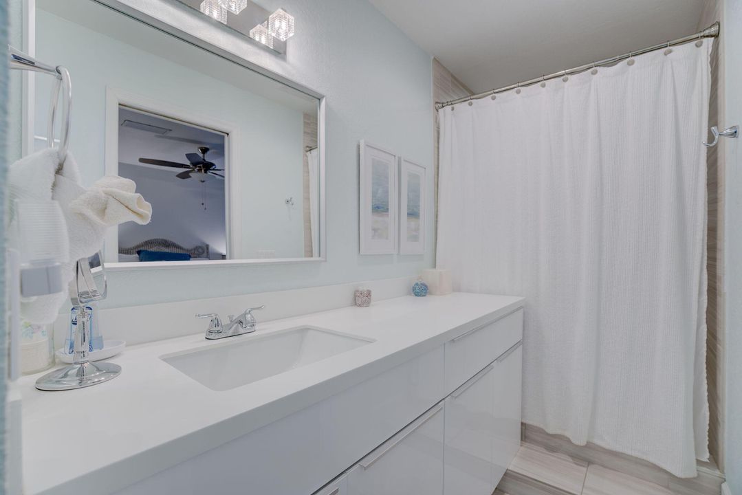 For Sale: $539,000 (2 beds, 2 baths, 1160 Square Feet)