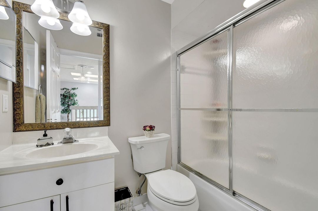 For Sale: $385,000 (2 beds, 2 baths, 1418 Square Feet)