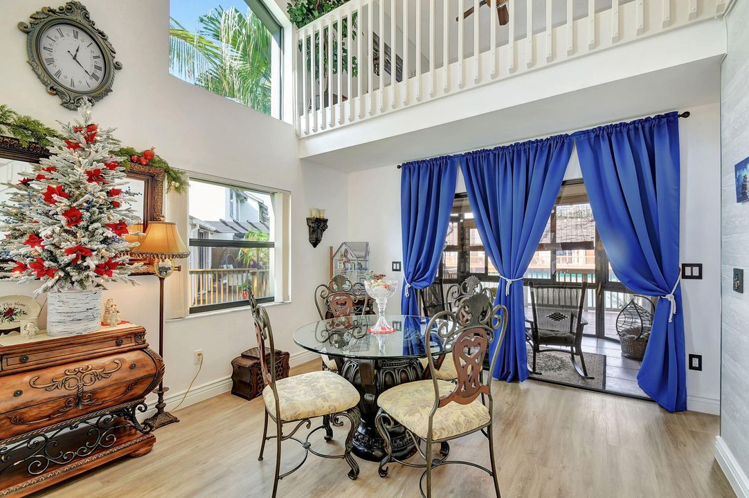 For Sale: $385,000 (2 beds, 2 baths, 1418 Square Feet)