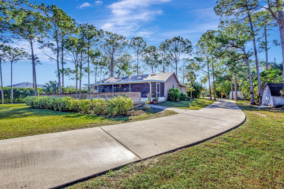 For Sale: $685,000 (3 beds, 2 baths, 1408 Square Feet)