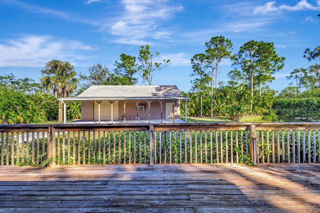 For Sale: $685,000 (3 beds, 2 baths, 1408 Square Feet)