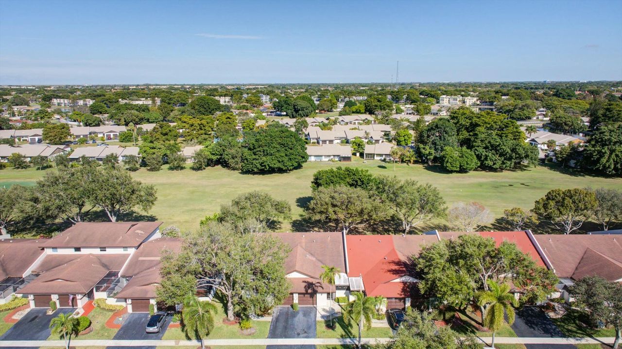 For Sale: $420,000 (2 beds, 2 baths, 1234 Square Feet)