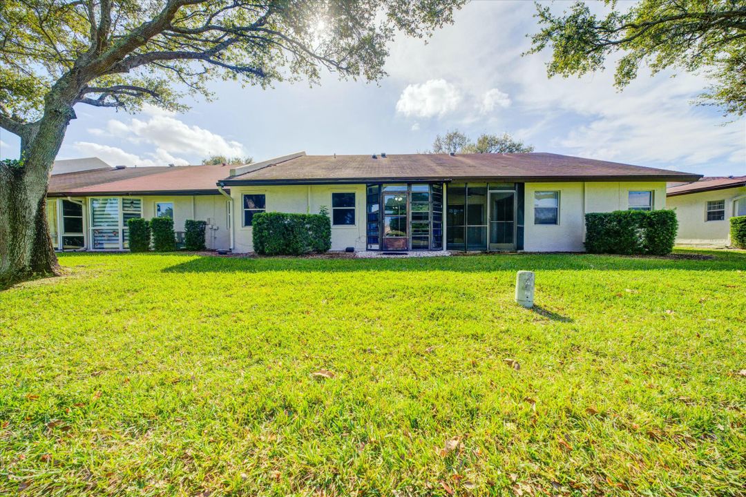 For Sale: $420,000 (2 beds, 2 baths, 1234 Square Feet)