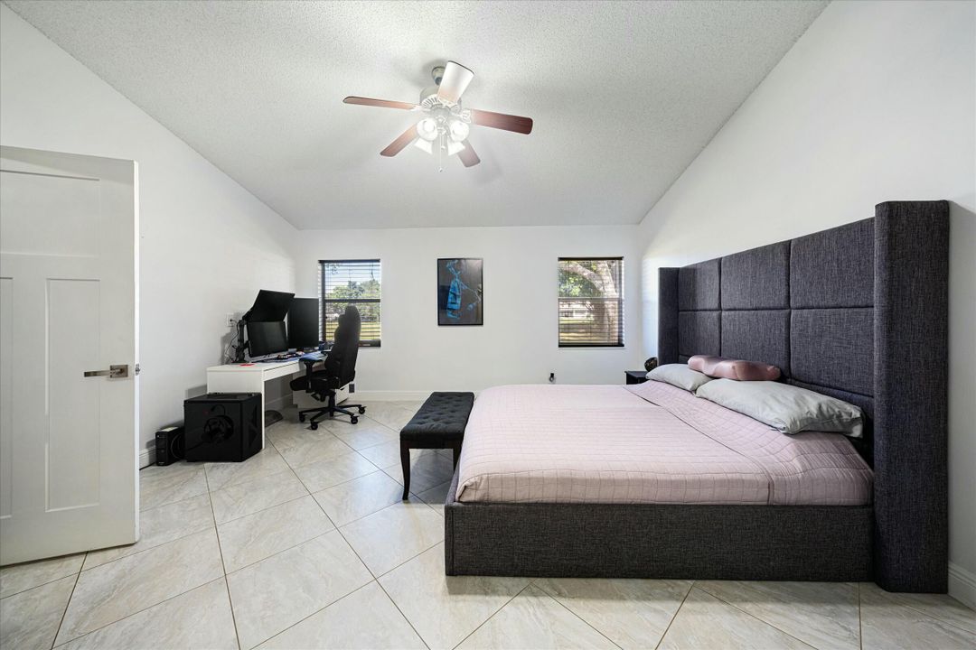 For Sale: $420,000 (2 beds, 2 baths, 1234 Square Feet)