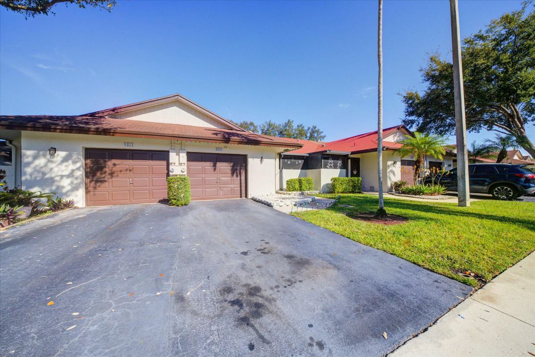 For Sale: $420,000 (2 beds, 2 baths, 1234 Square Feet)