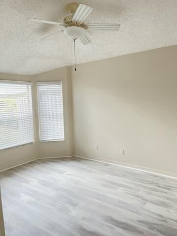 For Rent: $2,350 (2 beds, 2 baths, 1290 Square Feet)