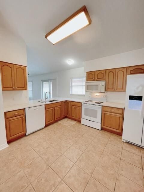 For Rent: $2,350 (2 beds, 2 baths, 1290 Square Feet)