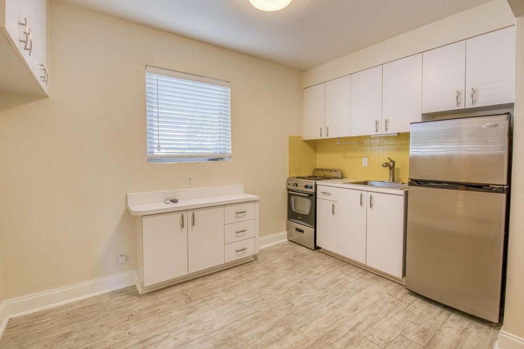 For Rent: $1,625 (1 beds, 1 baths, 600 Square Feet)