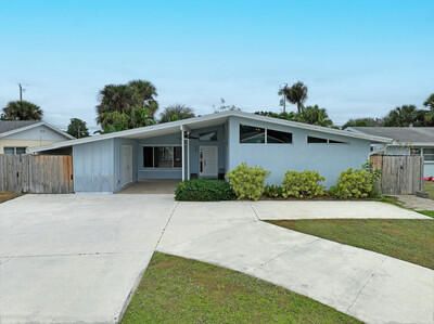 For Sale: $649,000 (3 beds, 2 baths, 1280 Square Feet)