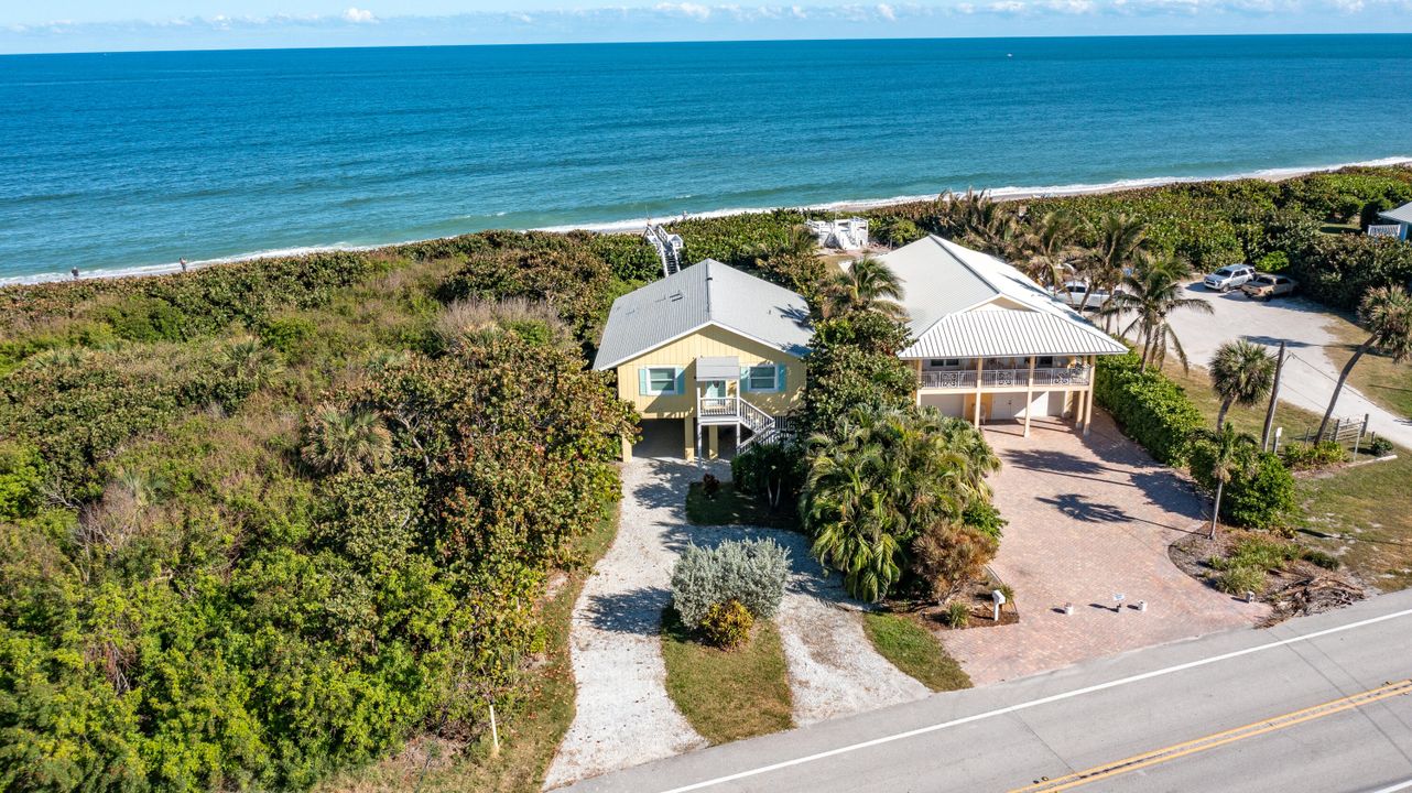 For Sale: $1,995,000 (3 beds, 2 baths, 1440 Square Feet)