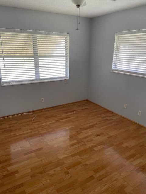 For Rent: $1,650 (2 beds, 1 baths, 903 Square Feet)