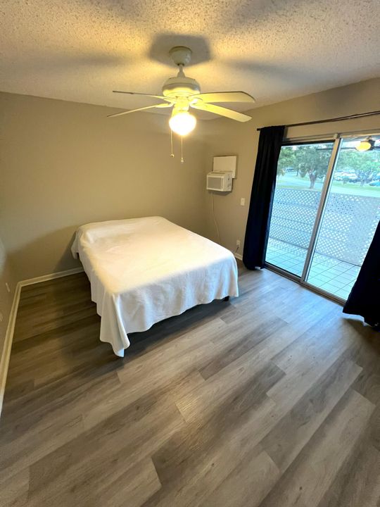 For Rent: $1,600 (1 beds, 1 baths, 593 Square Feet)