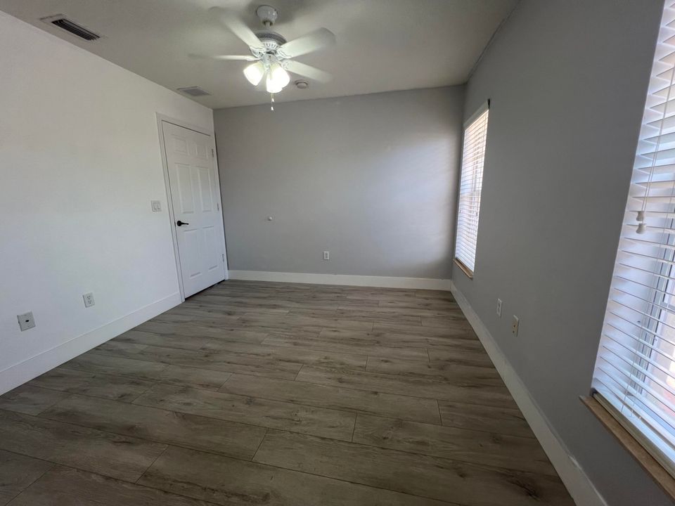 For Rent: $3,600 (4 beds, 2 baths, 2219 Square Feet)