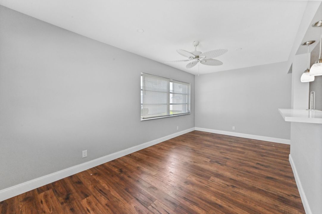 For Sale: $379,900 (3 beds, 2 baths, 1428 Square Feet)