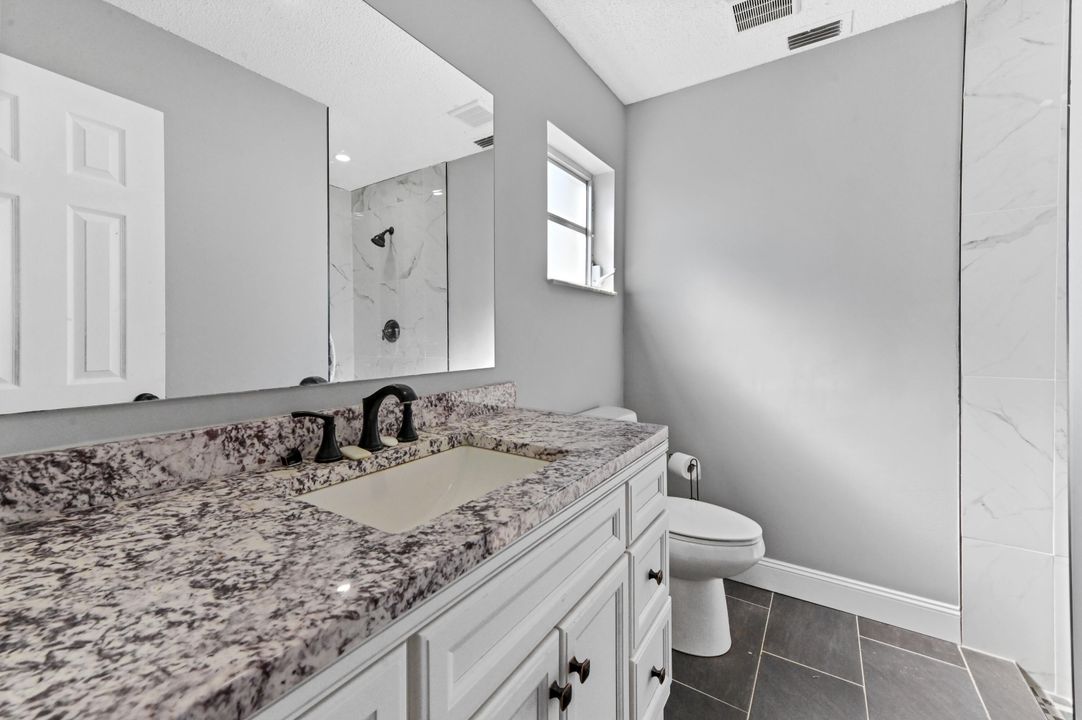 For Sale: $379,900 (3 beds, 2 baths, 1428 Square Feet)