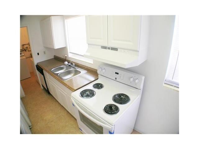 For Rent: $1,850 (1 beds, 1 baths, 1160 Square Feet)