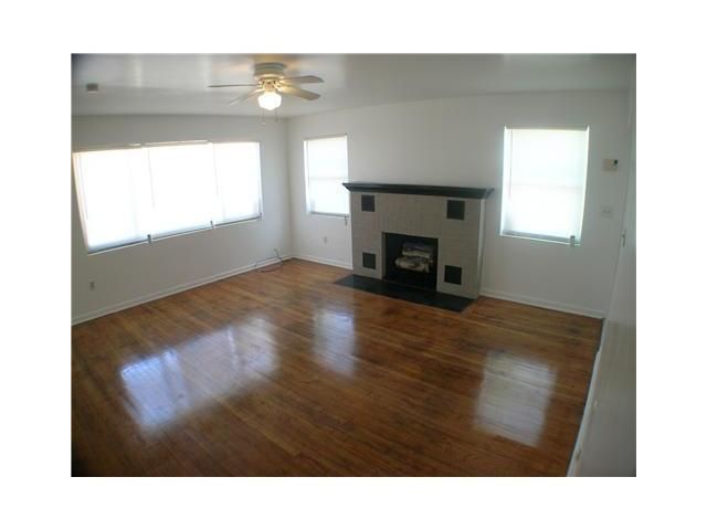 For Rent: $1,850 (1 beds, 1 baths, 1160 Square Feet)