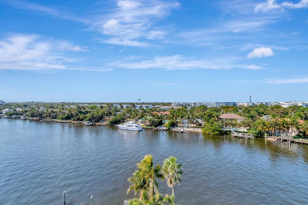 For Sale: $1,700,000 (2 beds, 2 baths, 1760 Square Feet)