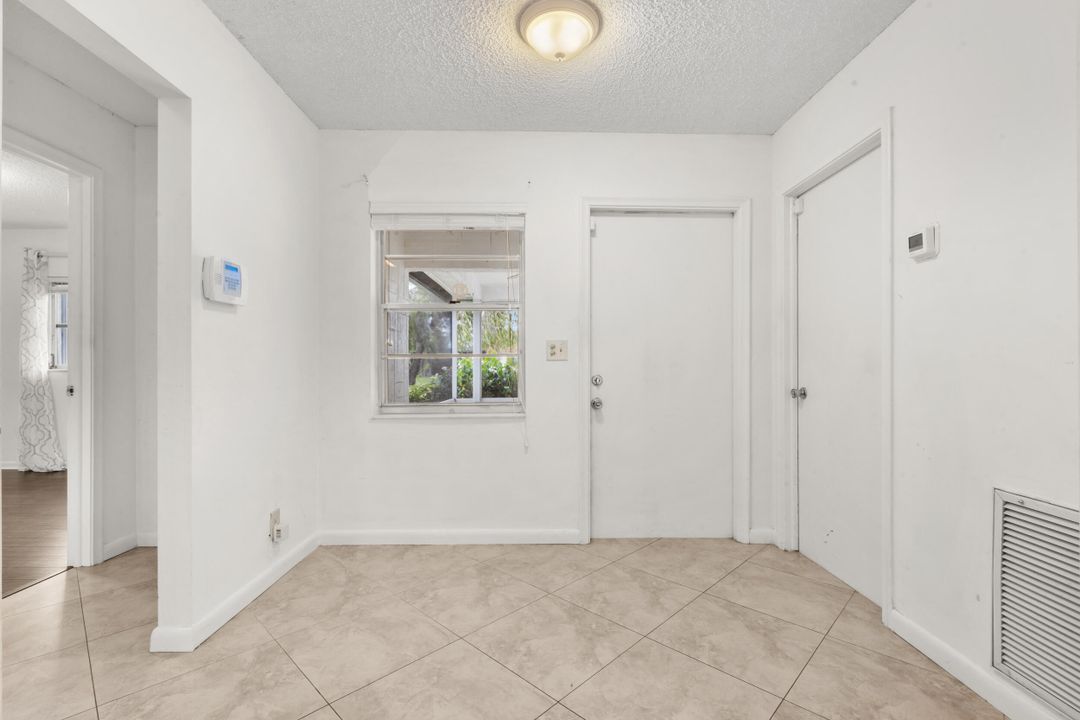 For Sale: $345,000 (2 beds, 2 baths, 1527 Square Feet)