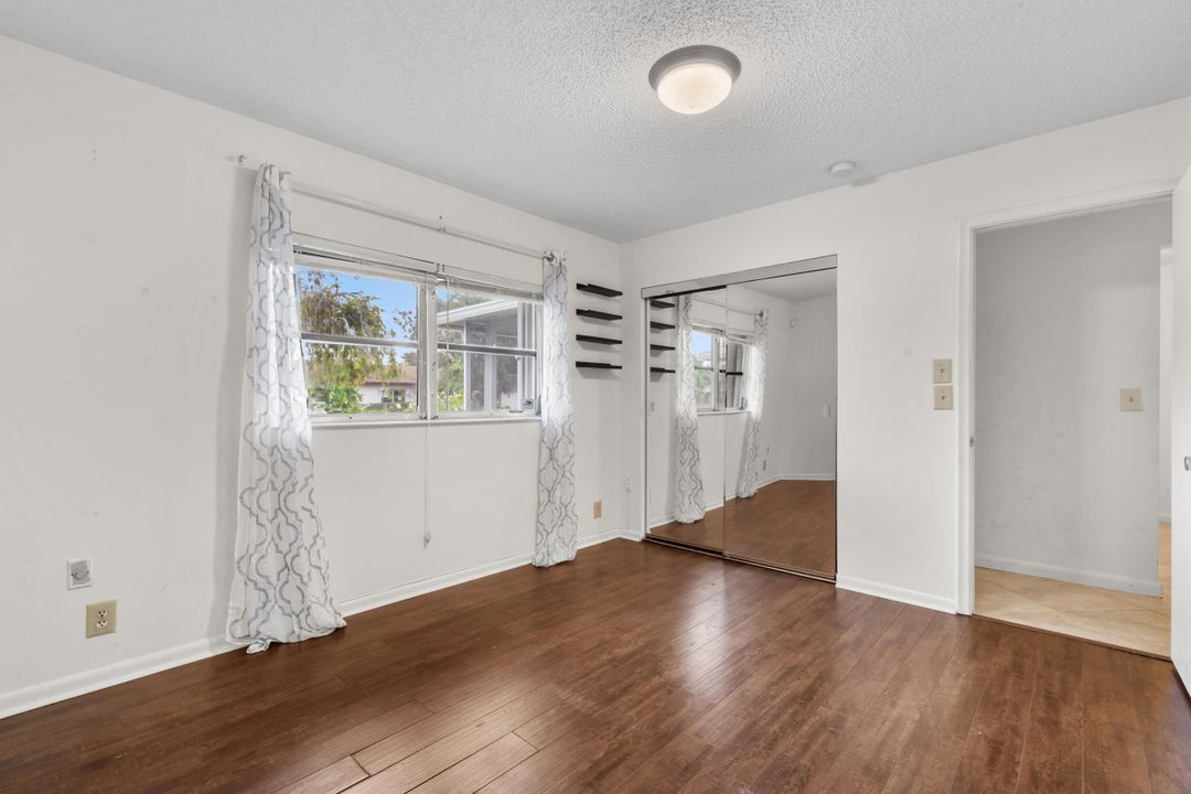 For Sale: $345,000 (2 beds, 2 baths, 1527 Square Feet)