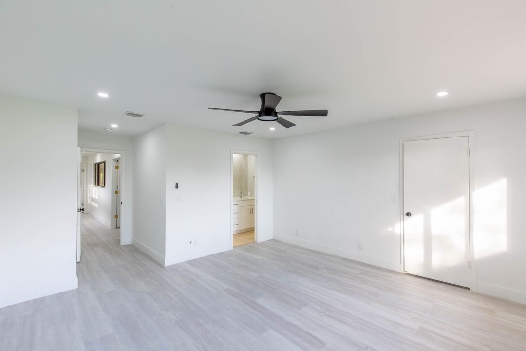 For Sale: $525,000 (3 beds, 2 baths, 2098 Square Feet)