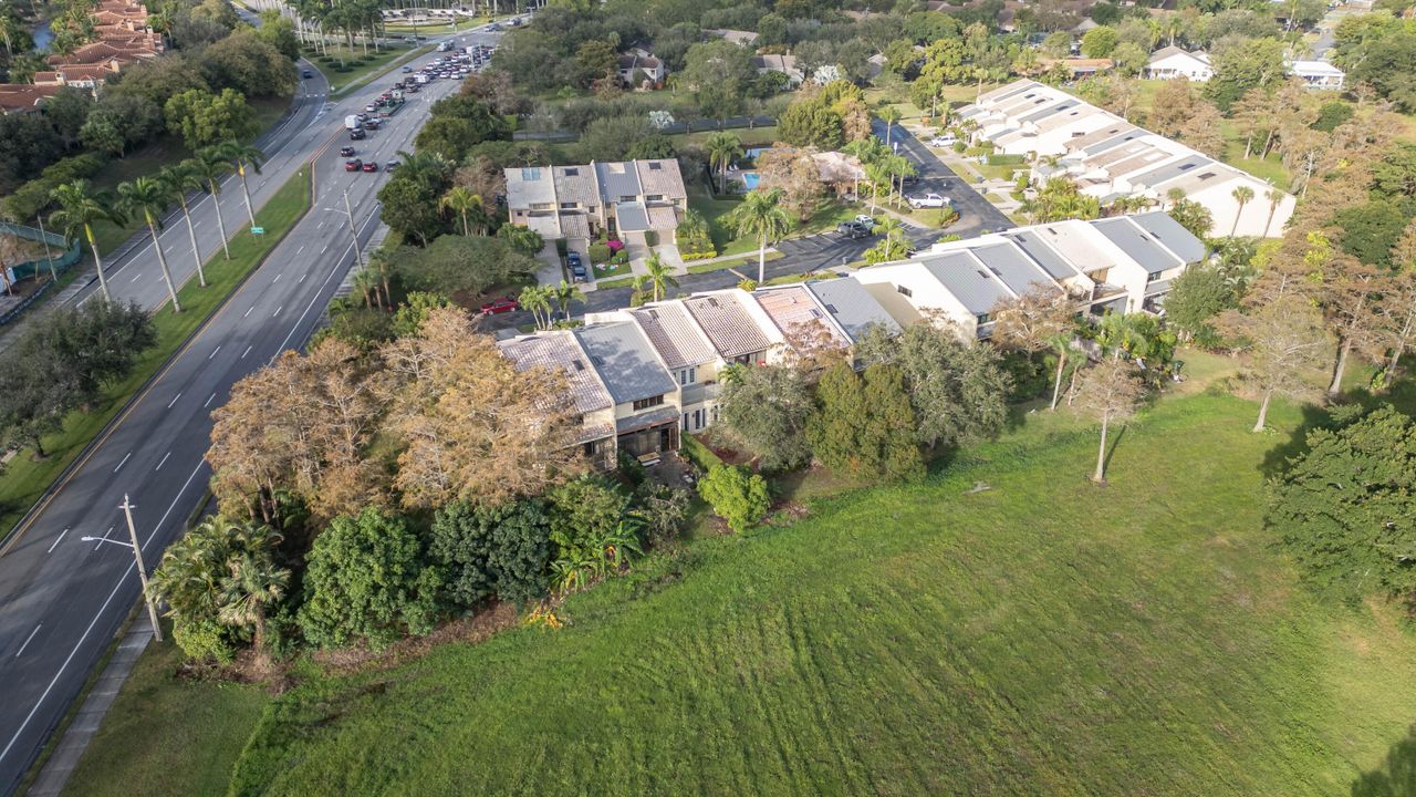 For Sale: $525,000 (3 beds, 2 baths, 2098 Square Feet)